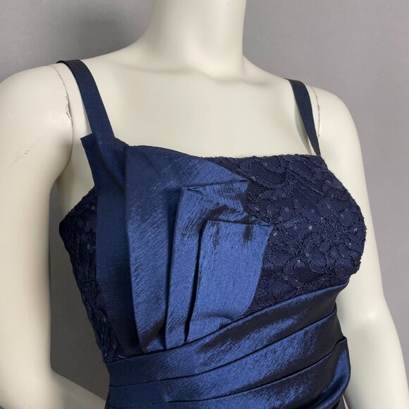 R&M Richards Petite Cocktail Dress Sheath Sculptural Size 4P Blue Fancy Formal‎ - Picture 9 of 9